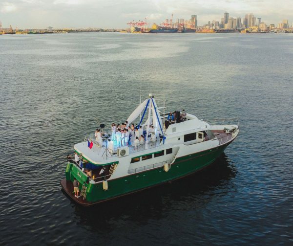 Discover and Beyond Yacht Cruise Sunset Wedding in Manila Bay Philippines